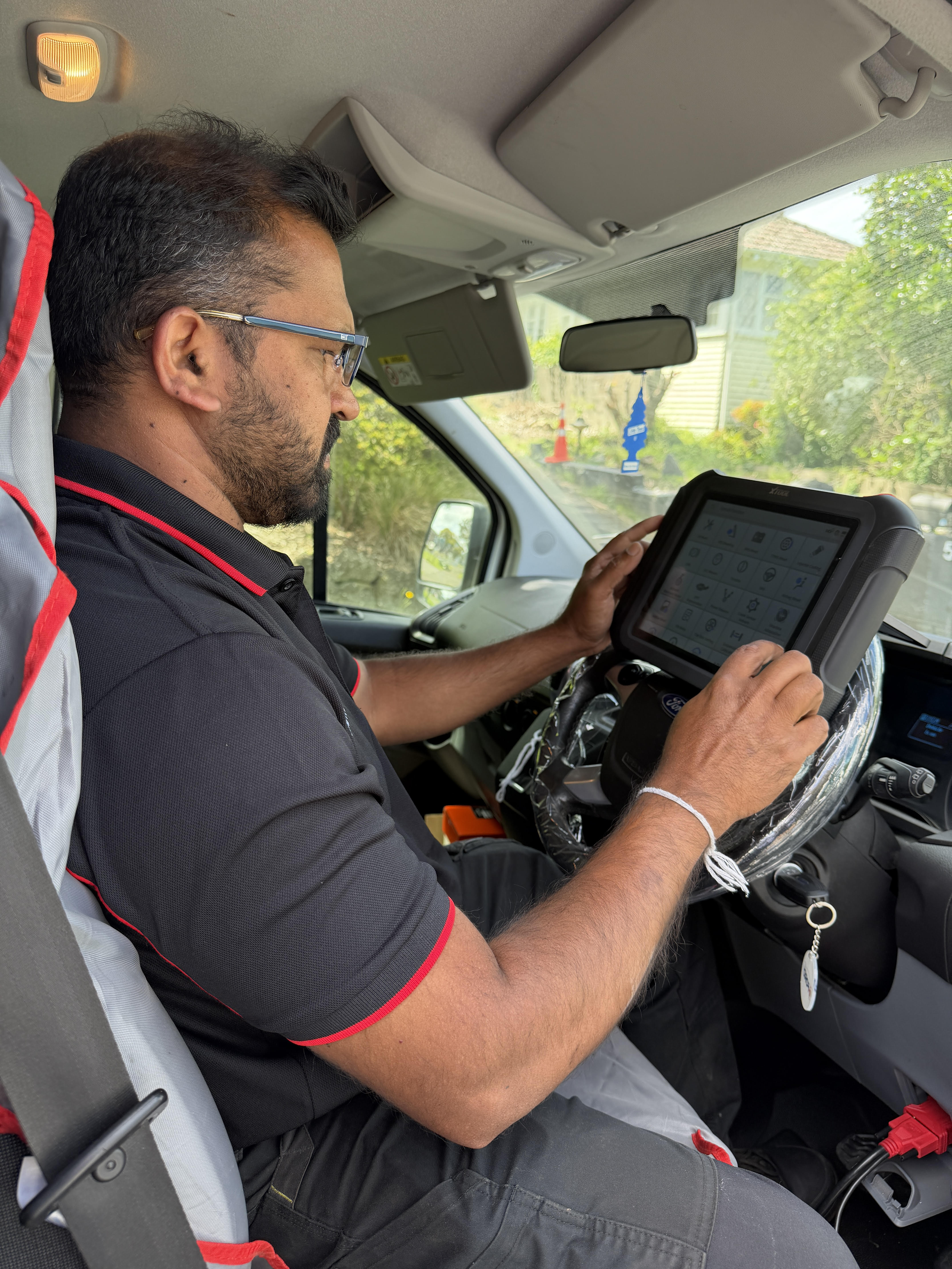 Ford specialist mobile diagnostics